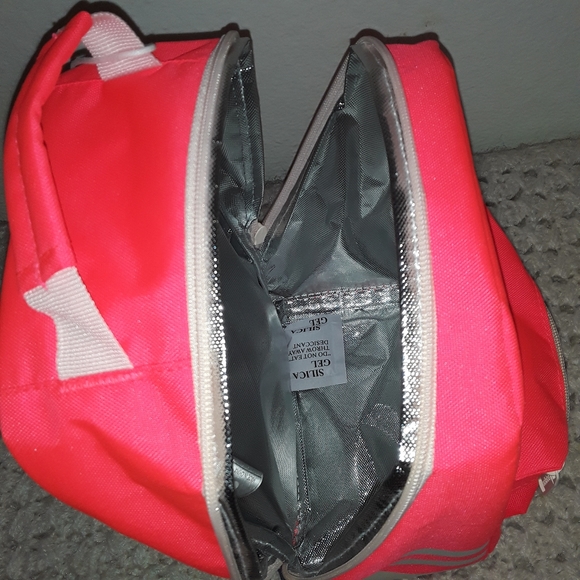 Adidas Original Santiago Insulated Lunch Bag - Picture 6 of 10
